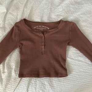aeropostale brown long sleeve crop top